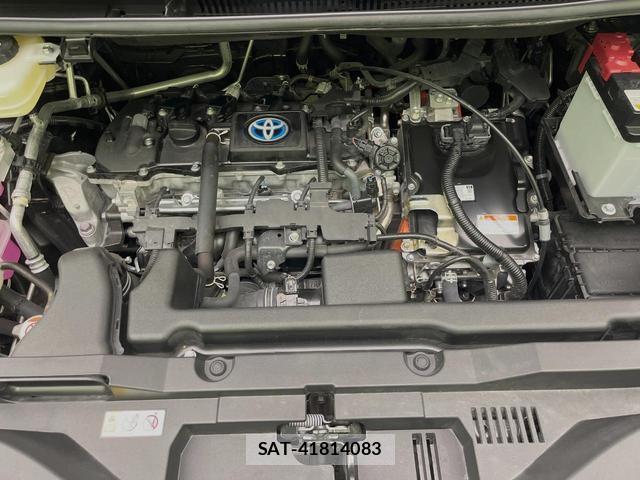 Toyota VOXY 2024-05 8363557-18
