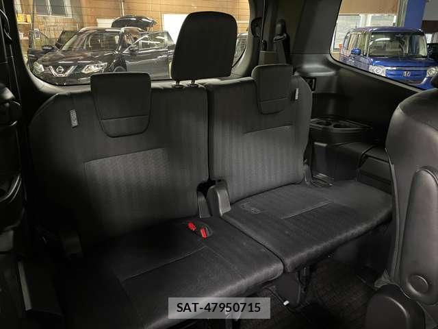 Toyota VOXY 2023-02 8363622-15