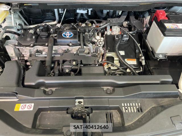 Toyota VOXY 2023-10 8363626-19