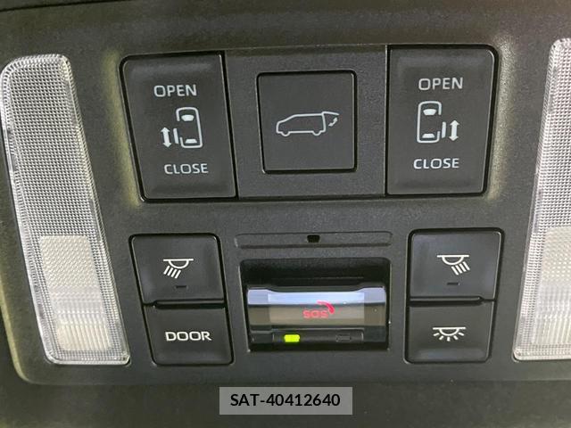 Toyota VOXY 2023-10 8363626-4
