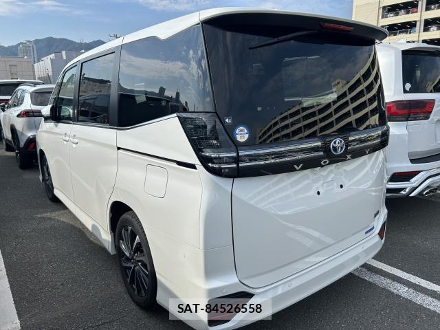 Toyota VOXY 2025-01 8363720-1
