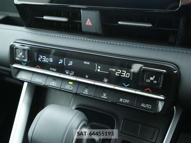 Toyota VOXY 2025-10 8363760-15