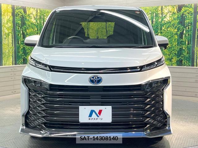 Toyota VOXY 2025-06 8363806-14