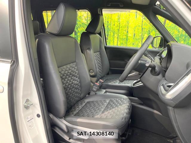 Toyota VOXY 2025-06 8363806-7