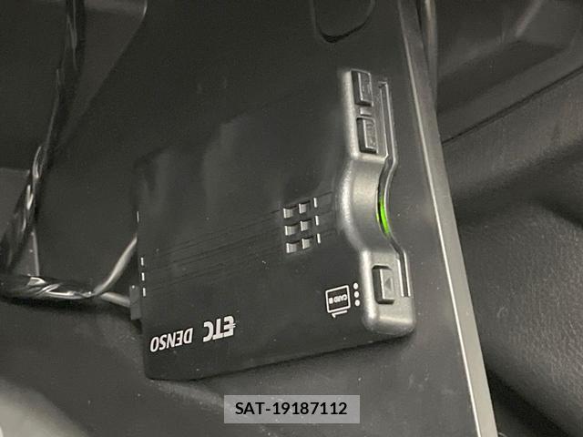 Suzuki WAGON R 2021-11 8361784-5