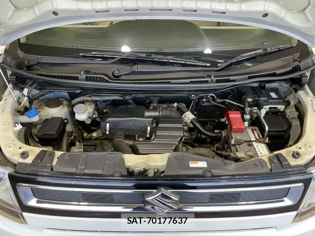 Suzuki WAGON R 2018-05 8360883-17