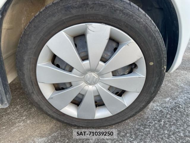 Suzuki WAGON R 2018-04 8361754-4