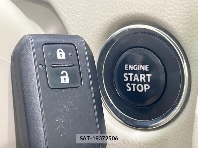 Suzuki WAGON R 2017-10 8361808-6