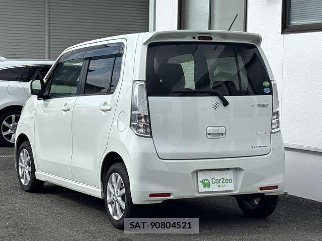 Suzuki WAGON R 2013-06 8363237-5