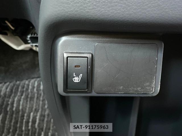 Suzuki WAGON R 2015-09 8363274-17