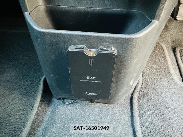 Daihatsu WAKE 2022-05 8363801-9