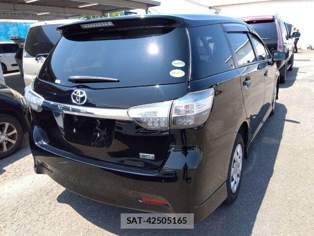 Toyota WISH 2015-03 8363290-4