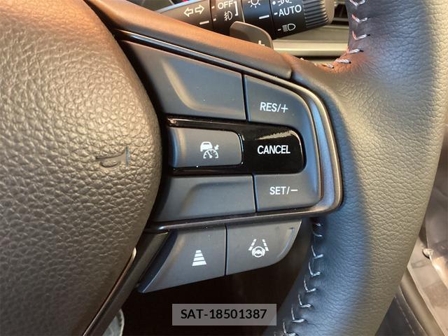 Honda WR-V 2024-10 8360900-6
