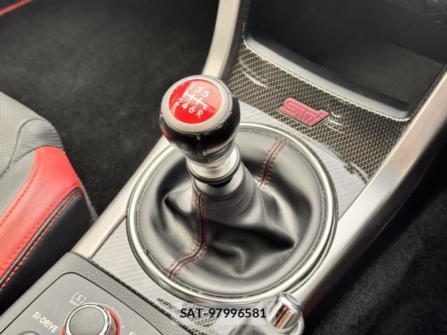 Subaru WRX S4 2014-12 8363027-15