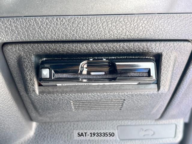 Subaru WRX STI 2018-04 8362311-10