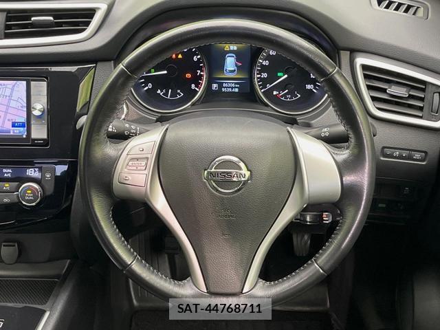 Nissan X-TRAIL 2015-08 8360528-10