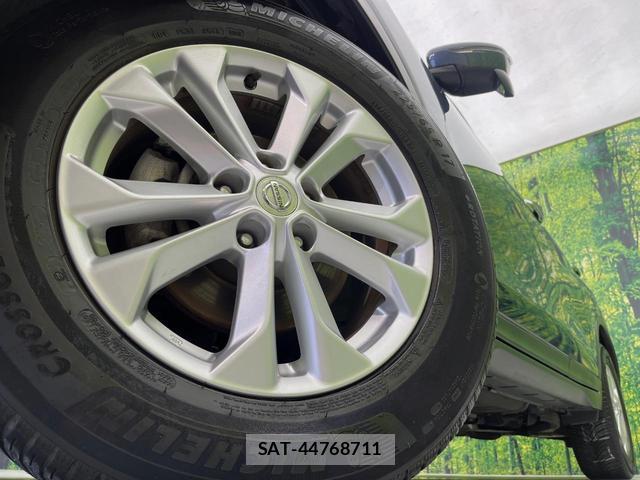 Nissan X-TRAIL 2015-08 8360528-12