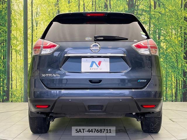 Nissan X-TRAIL 2015-08 8360528-14