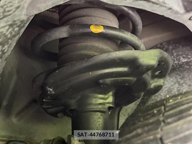 Nissan X-TRAIL 2015-08 8360528-19