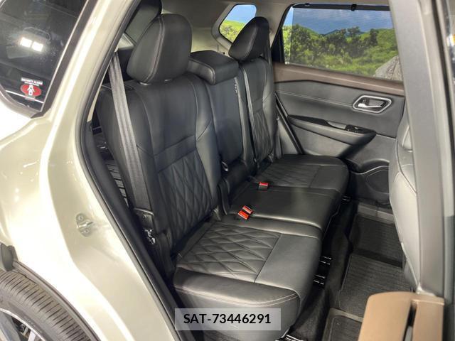 Nissan X-TRAIL 2024-12 8361030-9