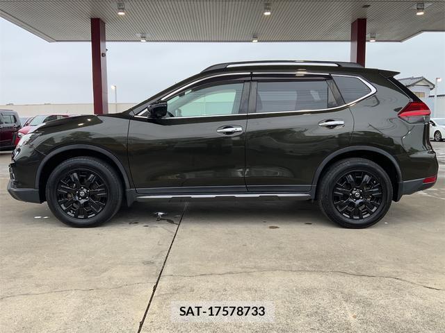 Nissan X-TRAIL 2018-03 8361091-4
