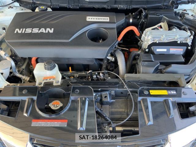 Nissan X-TRAIL 2017-08 8361093-14