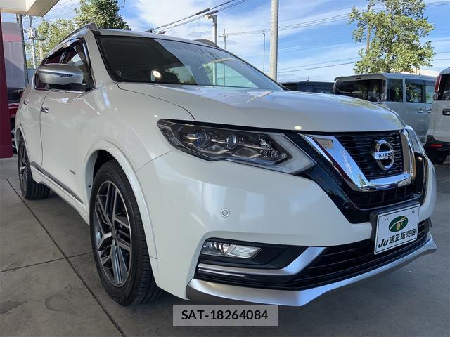 Nissan X-TRAIL 2017-08 8361093-5