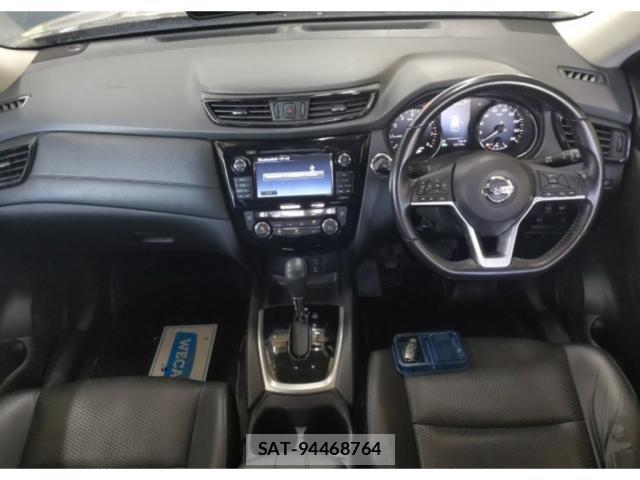 Nissan X-TRAIL 2017-09 8361193-2