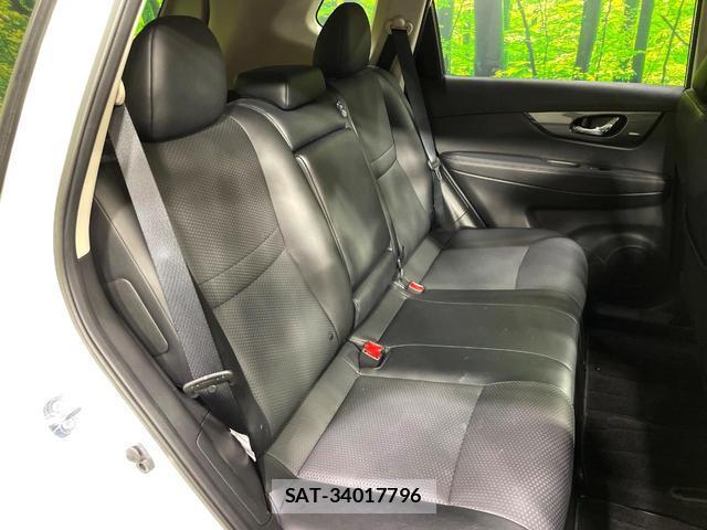 Nissan X-TRAIL 2015-08 8361534-10
