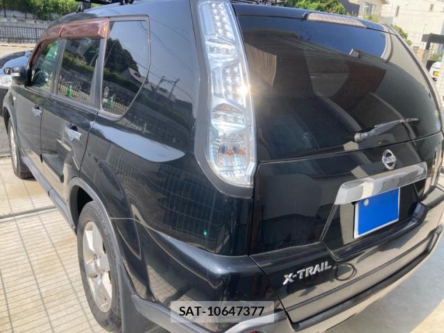 Nissan X-TRAIL 2010-02 8361707-13