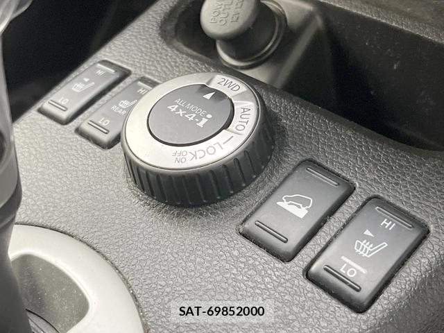 Nissan X-TRAIL 2012-03 8361791-6