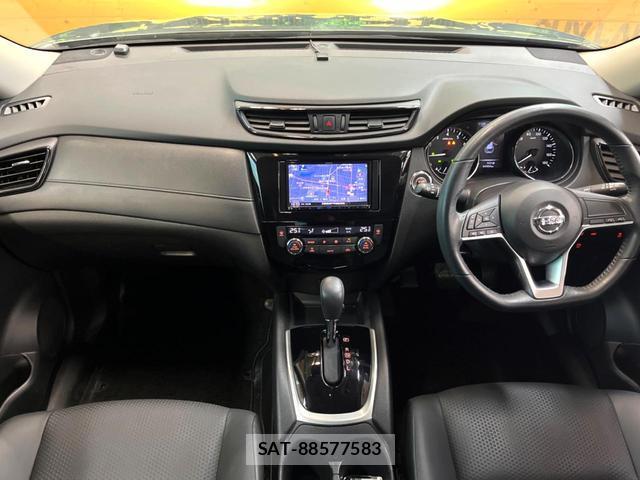 Nissan X-TRAIL 2017-08 8361927-1