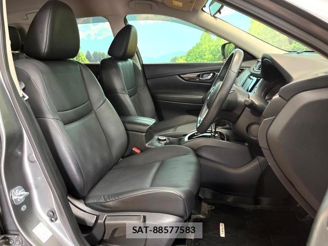 Nissan X-TRAIL 2017-08 8361927-7