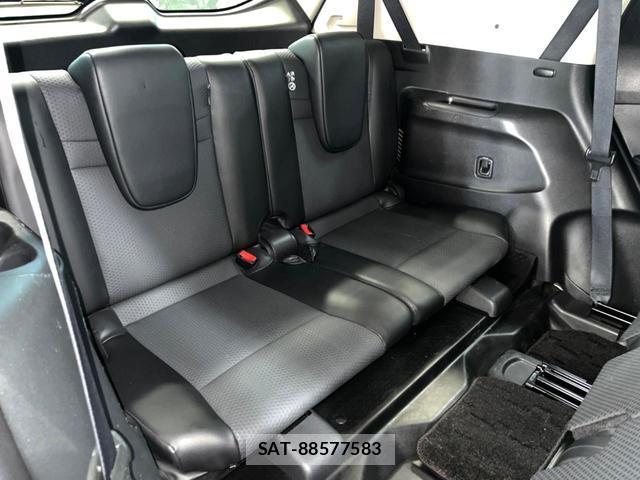Nissan X-TRAIL 2017-08 8361927-9