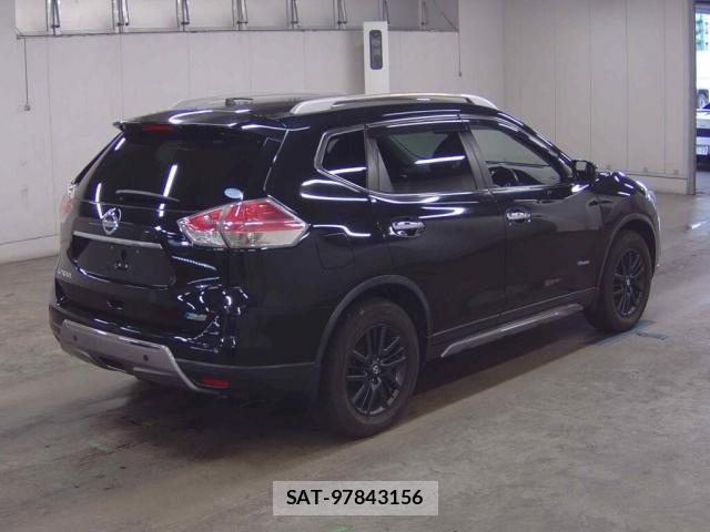 Nissan X-TRAIL 2015-08 8361949-1