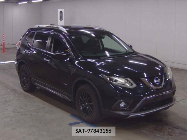 Nissan X-TRAIL 2015-08 8361949-3