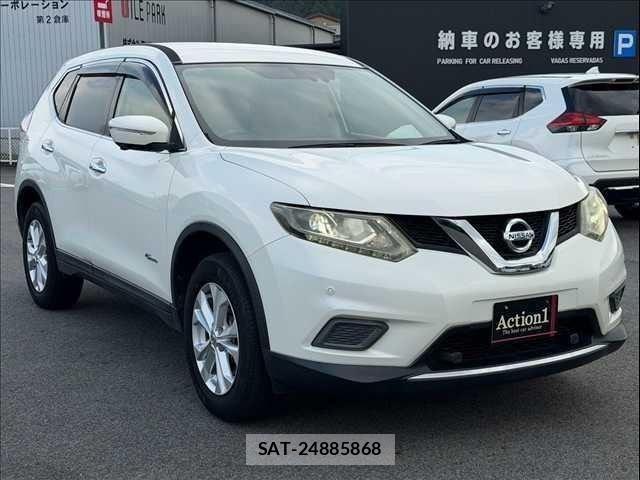 Nissan X-TRAIL 2015-10 8361966-5