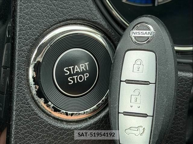 Nissan X-TRAIL 2018-06 8361967-12