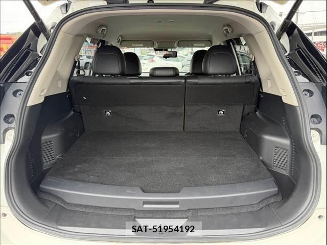 Nissan X-TRAIL 2018-06 8361967-8