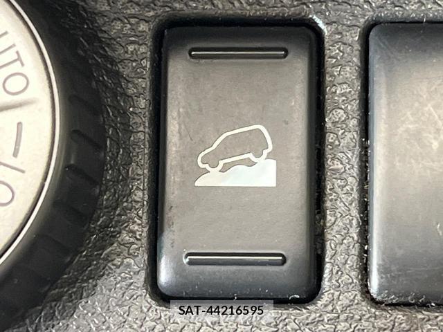 Nissan X-TRAIL 2009-05 8362033-6