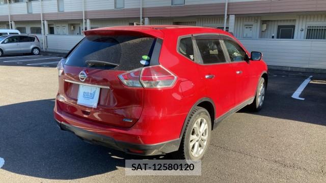 Nissan X-TRAIL 2015-08 8362297-13