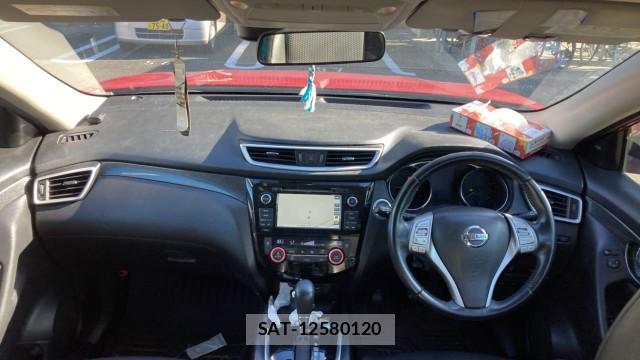 Nissan X-TRAIL 2015-08 8362297-2