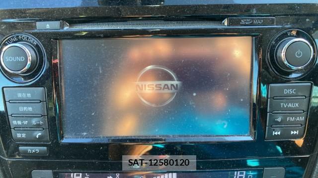 Nissan X-TRAIL 2015-08 8362297-4