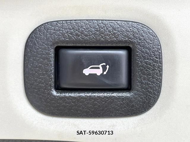 Nissan X-TRAIL 2018-03 8362573-5