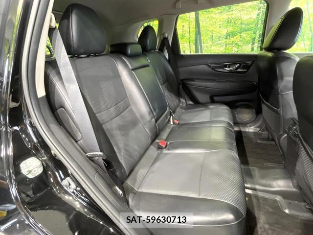 Nissan X-TRAIL 2018-03 8362573-8