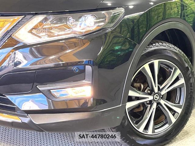 Nissan X-TRAIL 2017-11 8362981-11