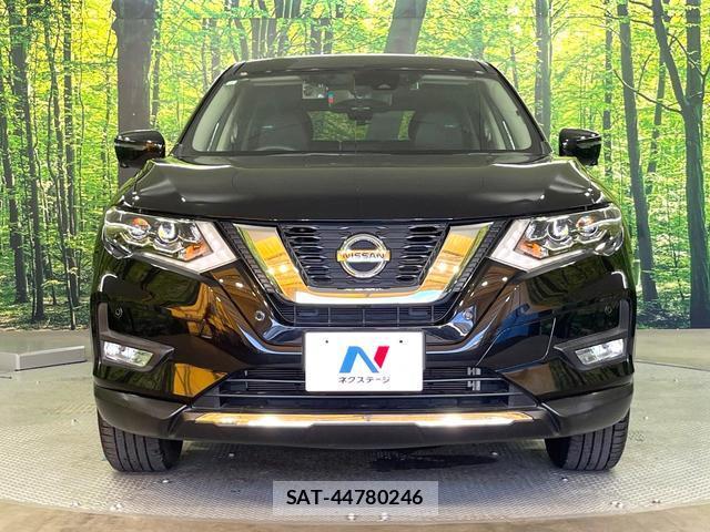 Nissan X-TRAIL 2017-11 8362981-13
