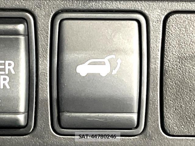 Nissan X-TRAIL 2017-11 8362981-5