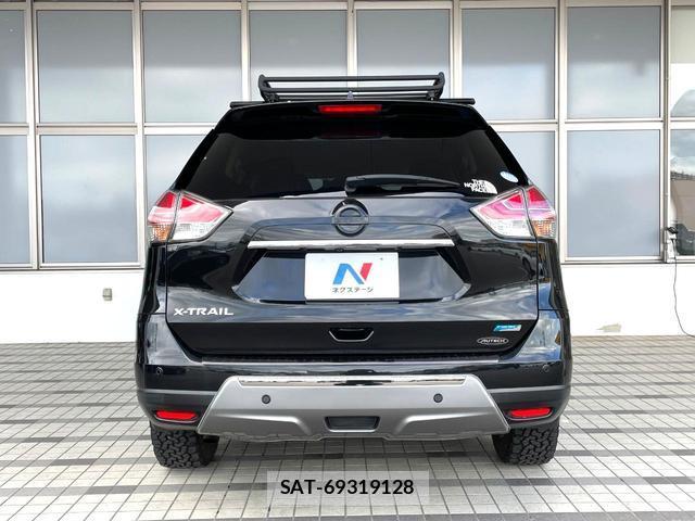 Nissan X-TRAIL 2015-10 8363278-11