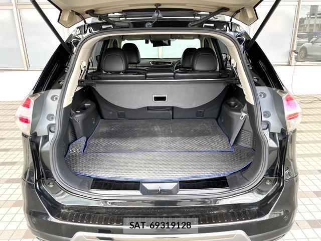 Nissan X-TRAIL 2015-10 8363278-13